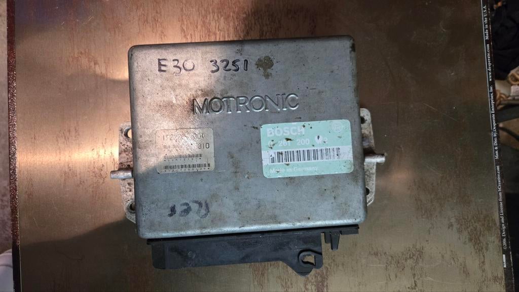 2 x e30 325i   originele ecu m20b25  en een gechipte, Ophalen of Verzenden, Gebruikt, BMW
