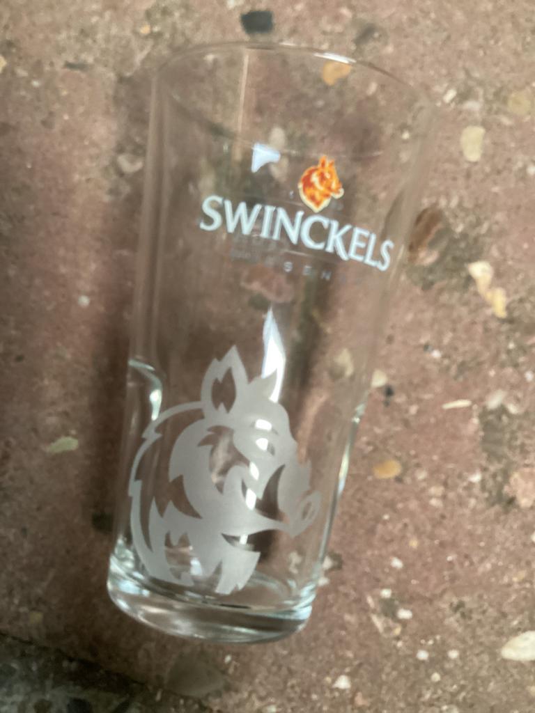 Swinckels glas met nieuw logo, Ophalen of Verzenden, Zo goed als nieuw, Glas of Glazen, Overige merken