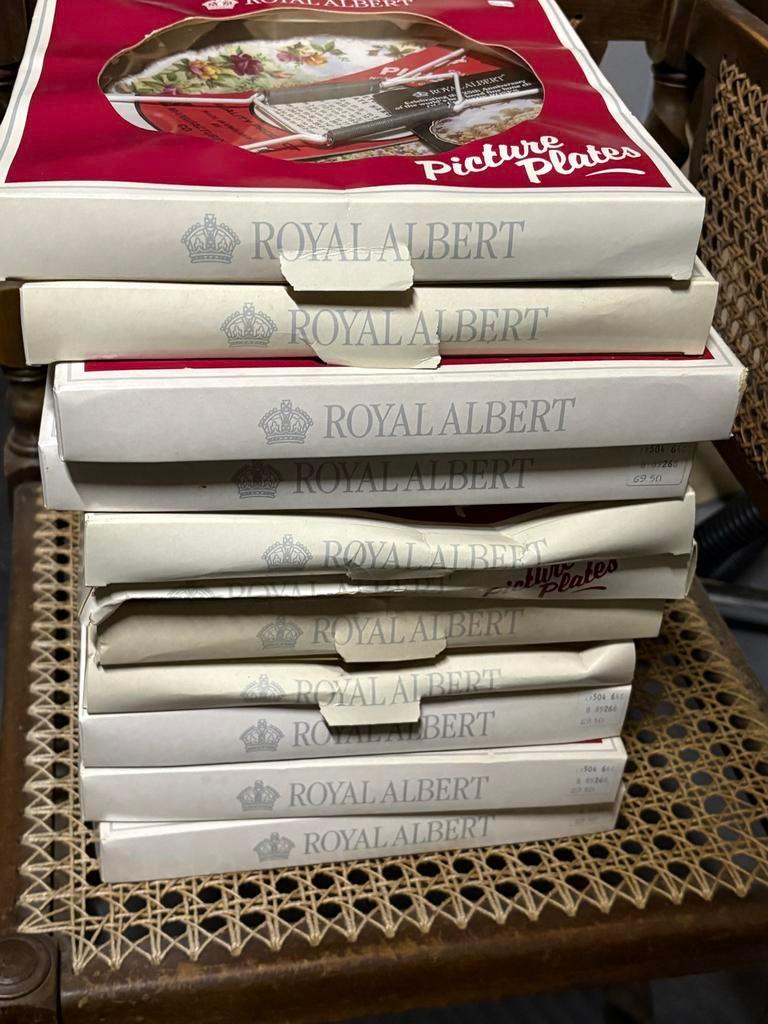 Royal Albert Borden Collectie, Ophalen, J, Royal albert, Zo goed als nieuw