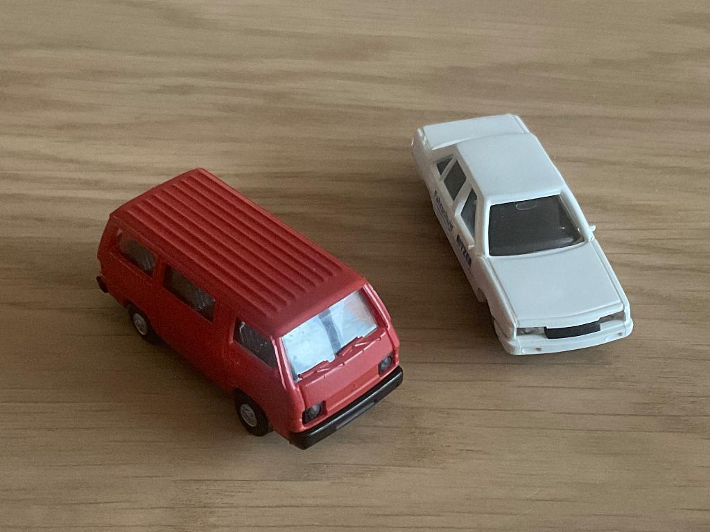 Rietze 2x Mitsubishi, Hobby en Vrije tijd, Modelauto's | 1:87, Ophalen of Verzenden, Zo goed als nieuw, Auto, Rietze