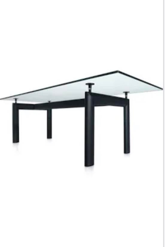 Cassina LC6 Le Corbusier tafel, Huis en Inrichting, Tafels | Bijzettafels, Gebruikt, Rechthoekig, 60 cm of meer, 75 cm of meer