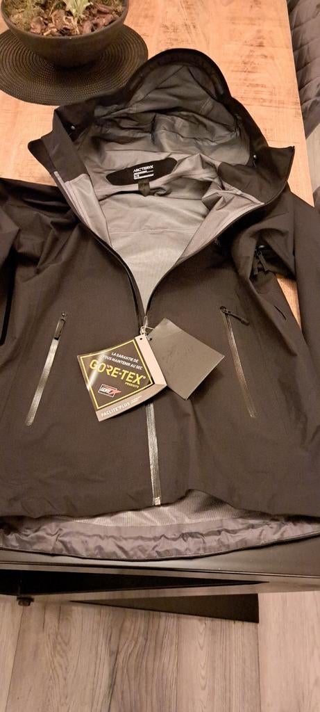 ARC'TERYX jas BETA LT variant maat S, Ophalen of Verzenden, Nieuw, Zwart