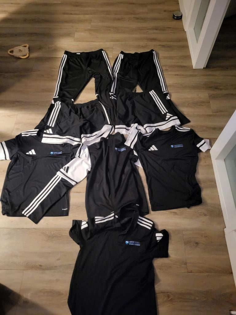 Sportkleding Pakket Hoge School Zeeland - Maat M/L, Maat 48/50 (M), Zwart, Ophalen of Verzenden, Zo goed als nieuw