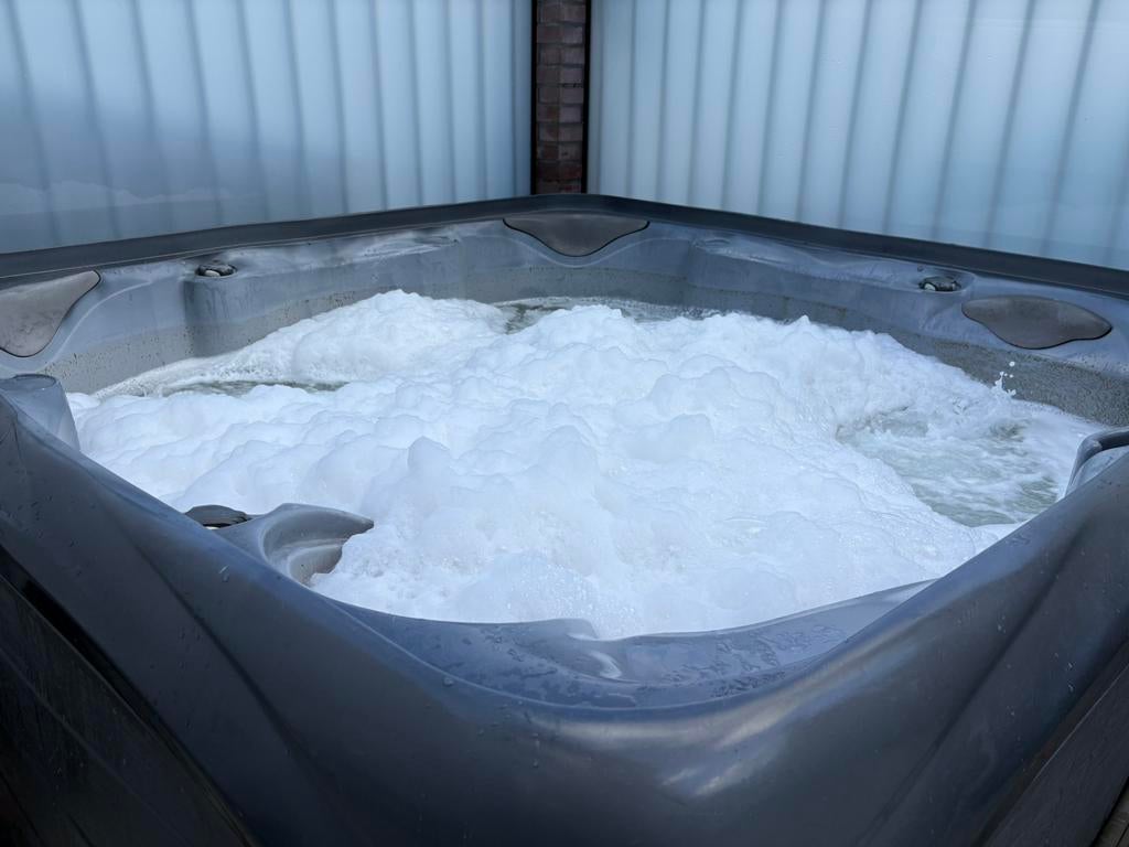 JACCUZI MONTEUR MET TIJD 24/7 binnen 2 dagen tijd !, Tuin en Terras, Bubbelbaden en Hottubs, Ophalen of Verzenden, Zo goed als nieuw