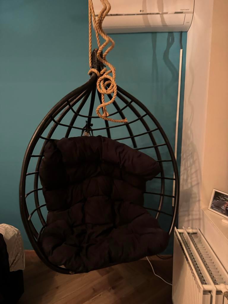 Goossens Hangstoel / Egg Chair - Zeer Goede Staat, Huis en Inrichting, Zwart, Ophalen of Verzenden, Zo goed als nieuw, Metaal