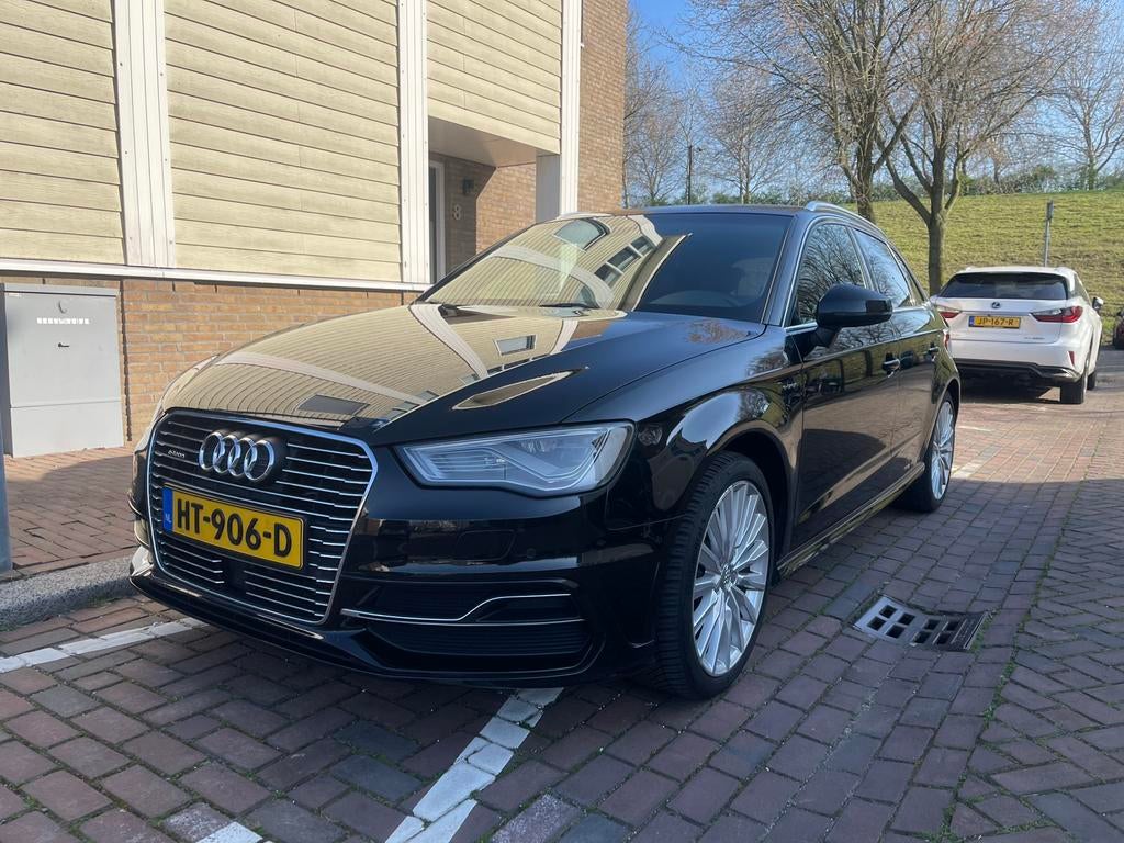 Audi A3 1.4 Tfsi 3xS-line 204pk E-tron Phev S Tronic 2015, Auto's, Audi, 4 cilinders, Zwart, 1395 cc, 149 pk
