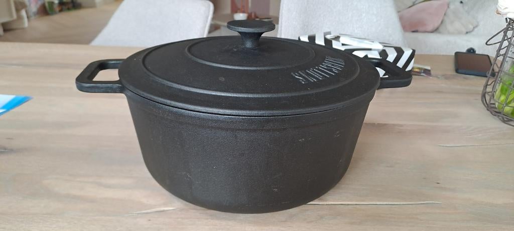 Skottsberg pan gietijzer, Huis en Inrichting, Gietijzer, Ophalen of Verzenden, Zo goed als nieuw, Keramische plaat