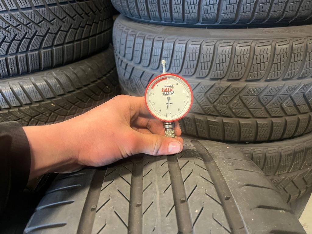 2x 245/40R20 Continental Zomerbanden, Continental, Ophalen of Verzenden, Band(en), Personenwagen