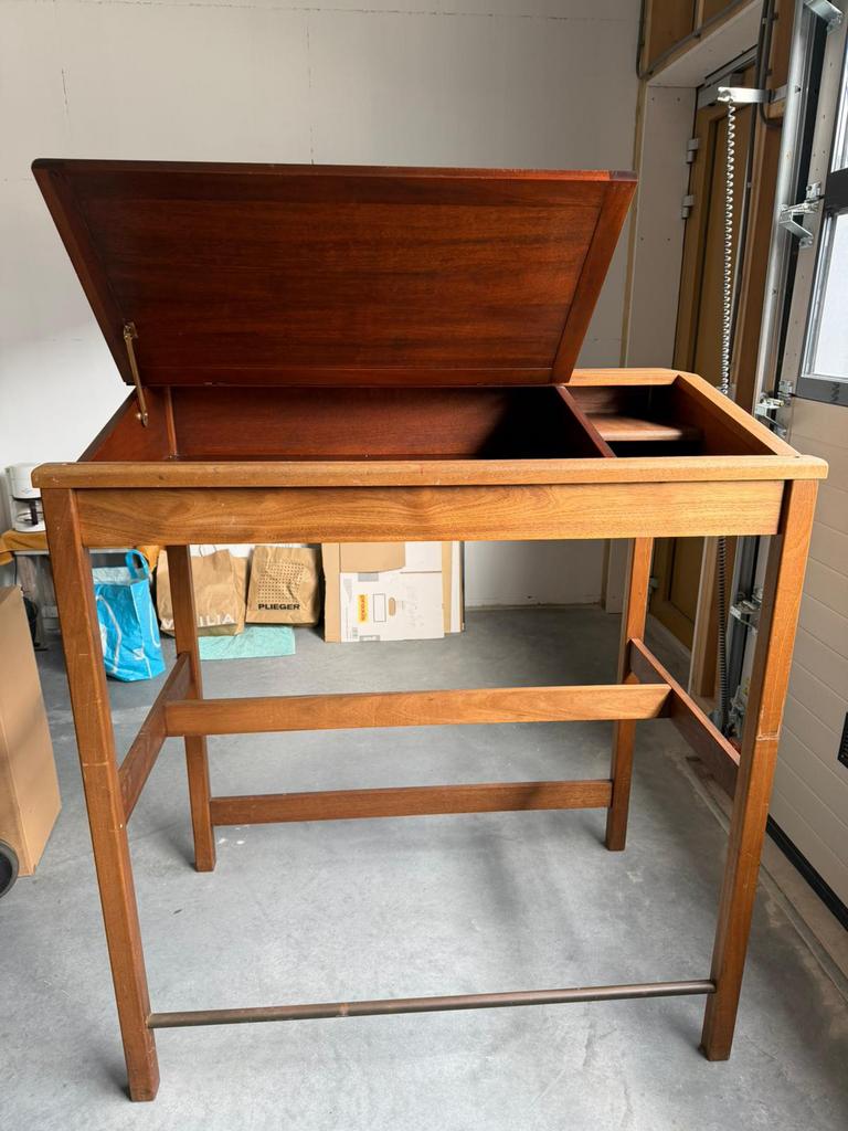 Staand bureau, Ophalen, Opbergruimte, Gebruikt, Hout