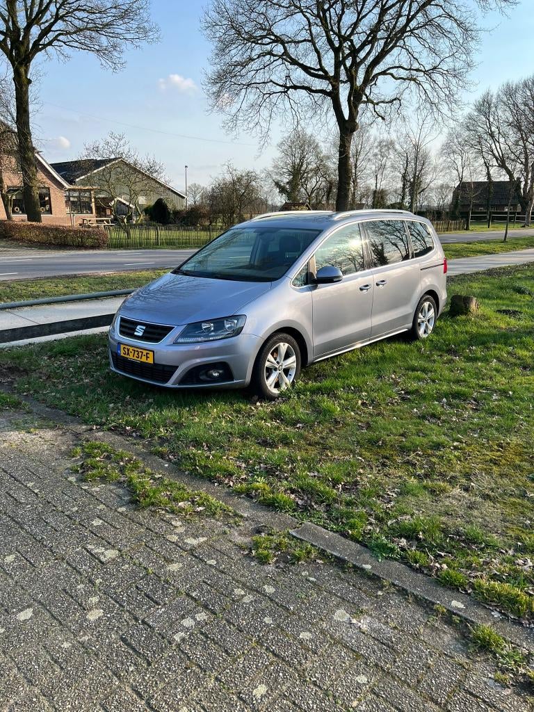 Seat Alhambra 1.4 TSI 110KW 2018 Grijs, Voorwielaandrijving, 1800 kg, 4 cilinders, 1655 kg