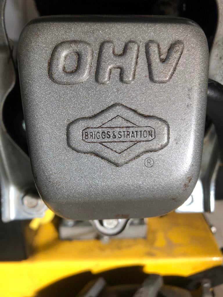 Veegmachine weinig gebruikt, Ophalen of Verzenden, Zo goed als nieuw