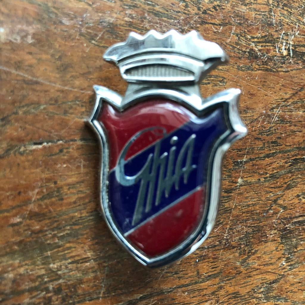 Vintage Ford Ghia Embleem - Zeldzaam Auto-onderdeel, Ophalen of Verzenden, Gebruikt, Transport