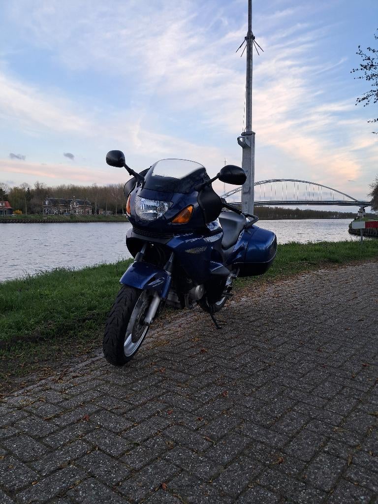 Honda Deauville 650, Motoren, Motoren | Honda, Particulier, Toermotor, meer dan 35 kW, 2 cilinders, Minimaal motorrijbewijs A1