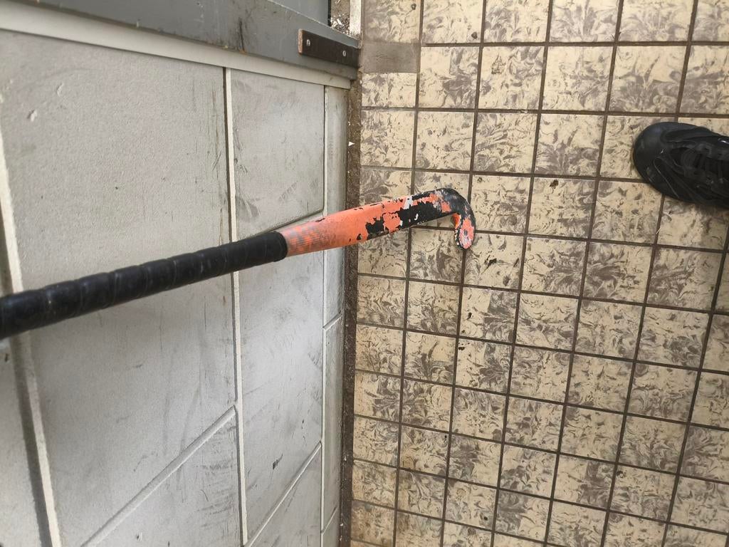 Oranje hockey stick, Sport en Fitness, Hockey, Ophalen