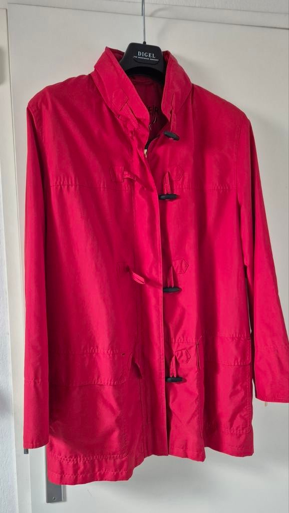 Rode Basler damesjas maat 42 met rits en houtje-touwtje, Ophalen of Verzenden, Zo goed als nieuw, Rood, Basler