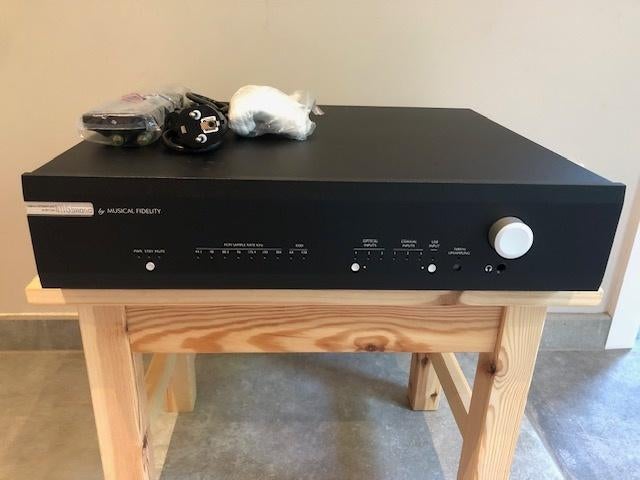 musical fidelity M6SR dac in nieuwstaat, Ophalen of Verzenden, Zo goed als nieuw