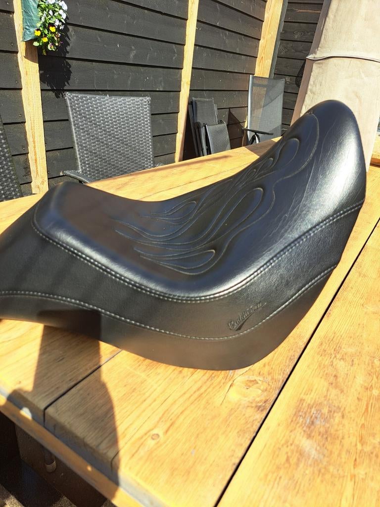 Zadel voor Kawasaki VN 900 - Custom Vlammen Design, Ophalen of Verzenden, Gebruikt