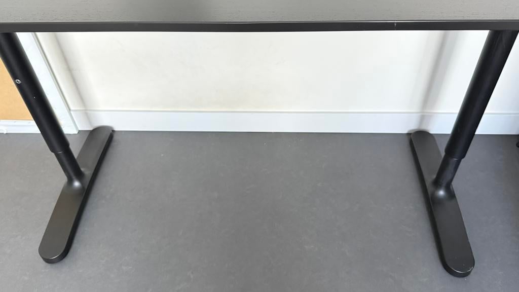 Ikea bureau tafel, Ophalen of Verzenden, Zo goed als nieuw