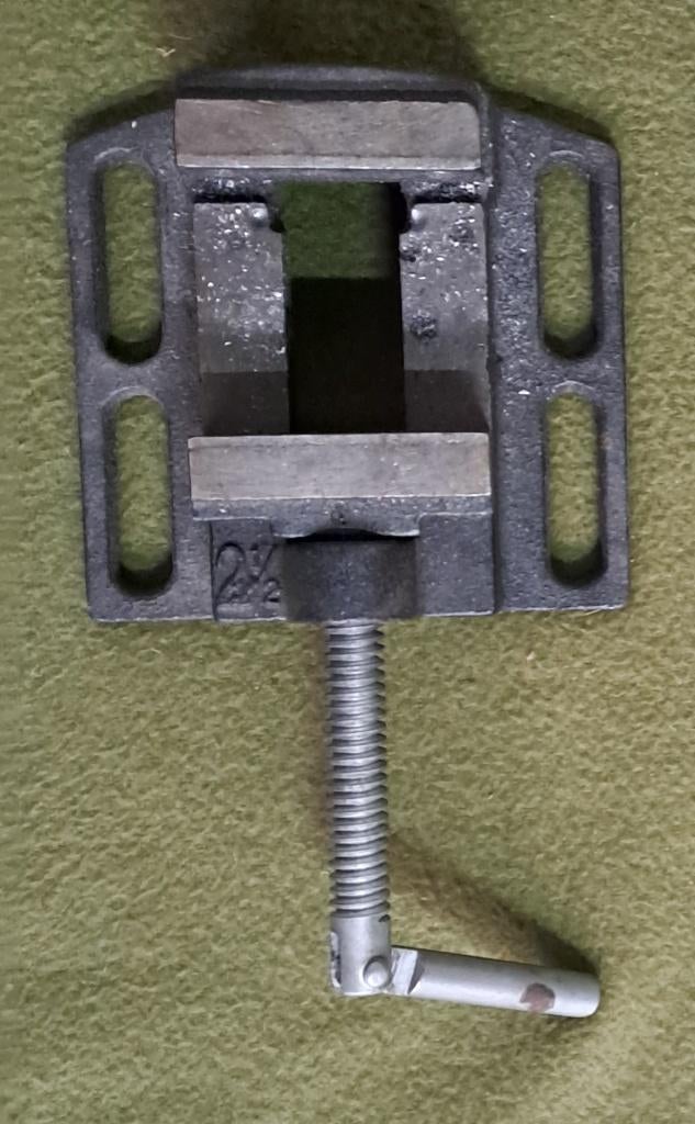 Machineklem / bankschroef, Doe-het-zelf en Verbouw, Ophalen of Verzenden, Gebruikt