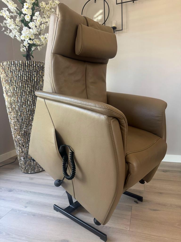 Prominent Sta Op stoel, Minder dan 75 cm, Leer, Ophalen of Verzenden, Zo goed als nieuw