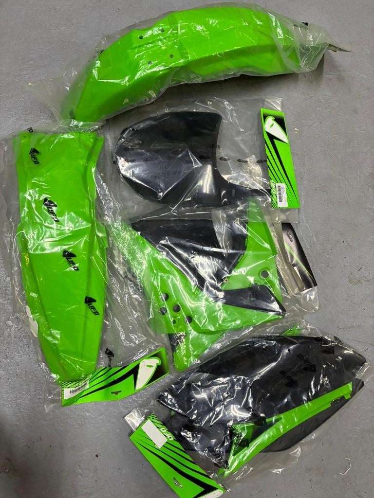 UFO plastic kit Kawasaki kxf 250/450 09-10, Motoren, Ophalen, Info@ufo.com, Nieuw, UFO