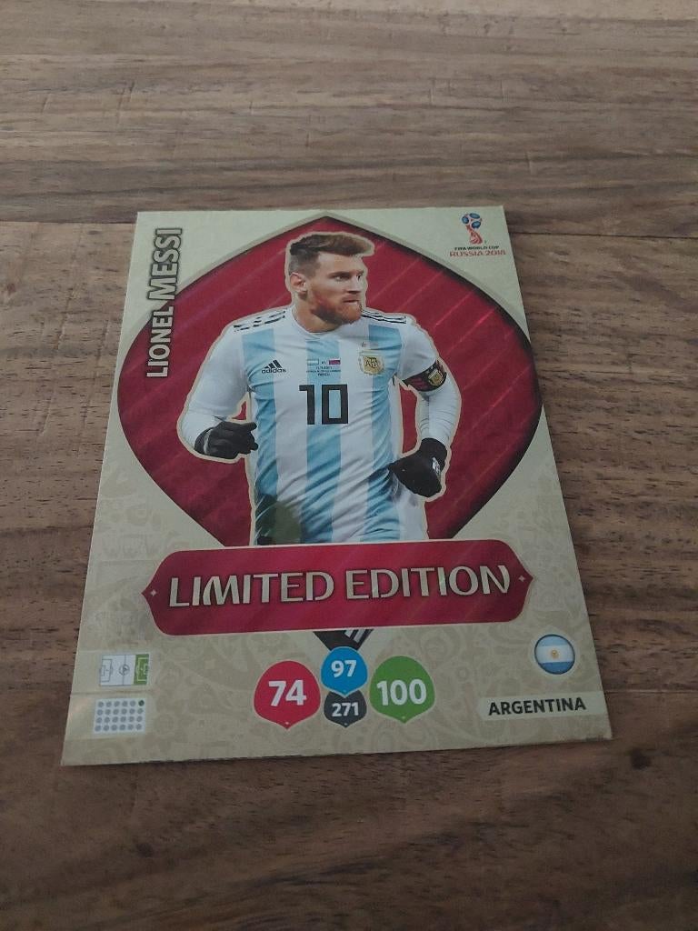 Grote kaart Messi Adrenalyn XL, Verzamelen, Sportartikelen en Voetbal, Ophalen of Verzenden, Zo goed als nieuw, Buitenlandse clubs