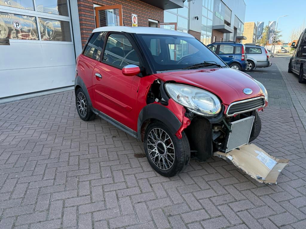 Microcar m8 2013 | Rijdt Goed 19.836 KM Met Papieren Schade, Gebruikt, 16 km/u of meer, 46 km of meer, Ophalen