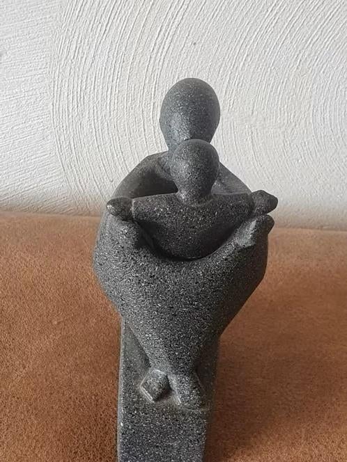 Ed van Rosmalen moeder met kind beeldje, Ophalen