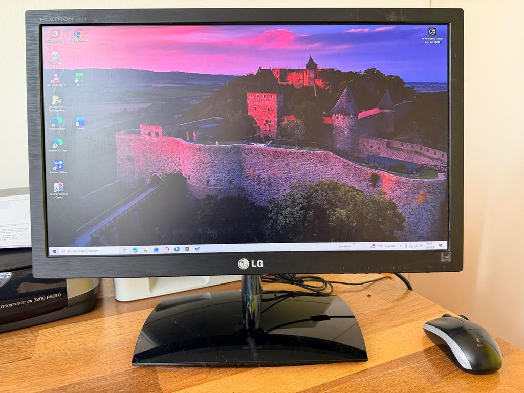 LG Flatron E2251 monitor, Ophalen, Gebruikt, Full HD, DVI