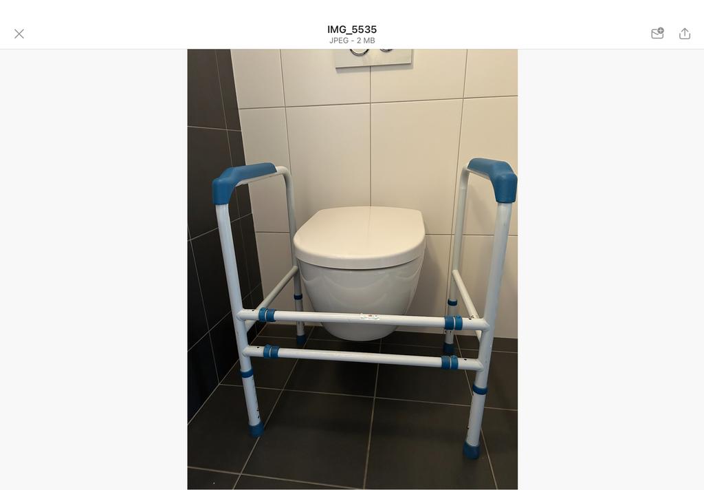 Toiletframe hoogte en breedte verstelbaar, Diversen, Ophalen, Zo goed als nieuw
