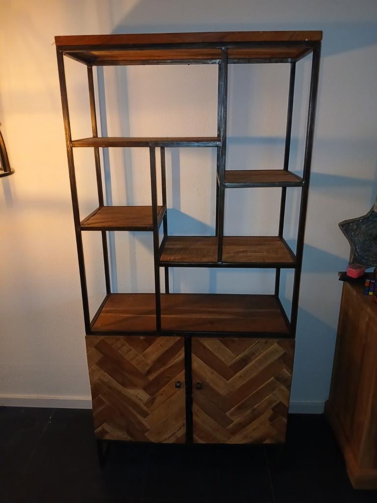 Kast met visgraat motief - 190x90x40 cm, Industrieel, Modern, Visgraat, 50 tot 100 cm, 150 tot 200 cm, 25 tot 50 cm