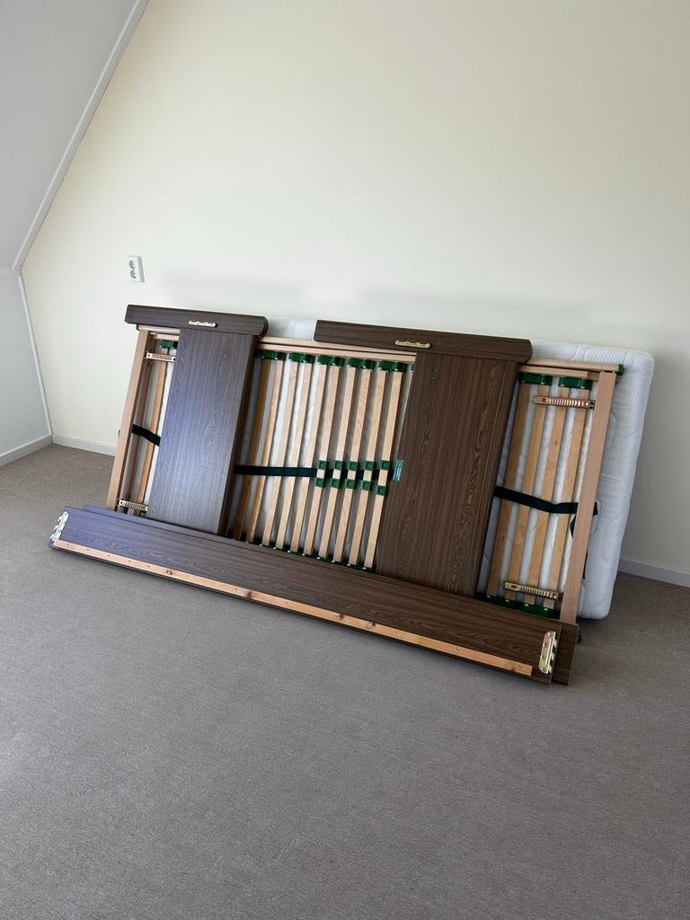 Senioren ledikant - 1 persoons - verstelbaar- incl matras, Bruin, Tweepersoons, Ophalen of Verzenden, Overige maten