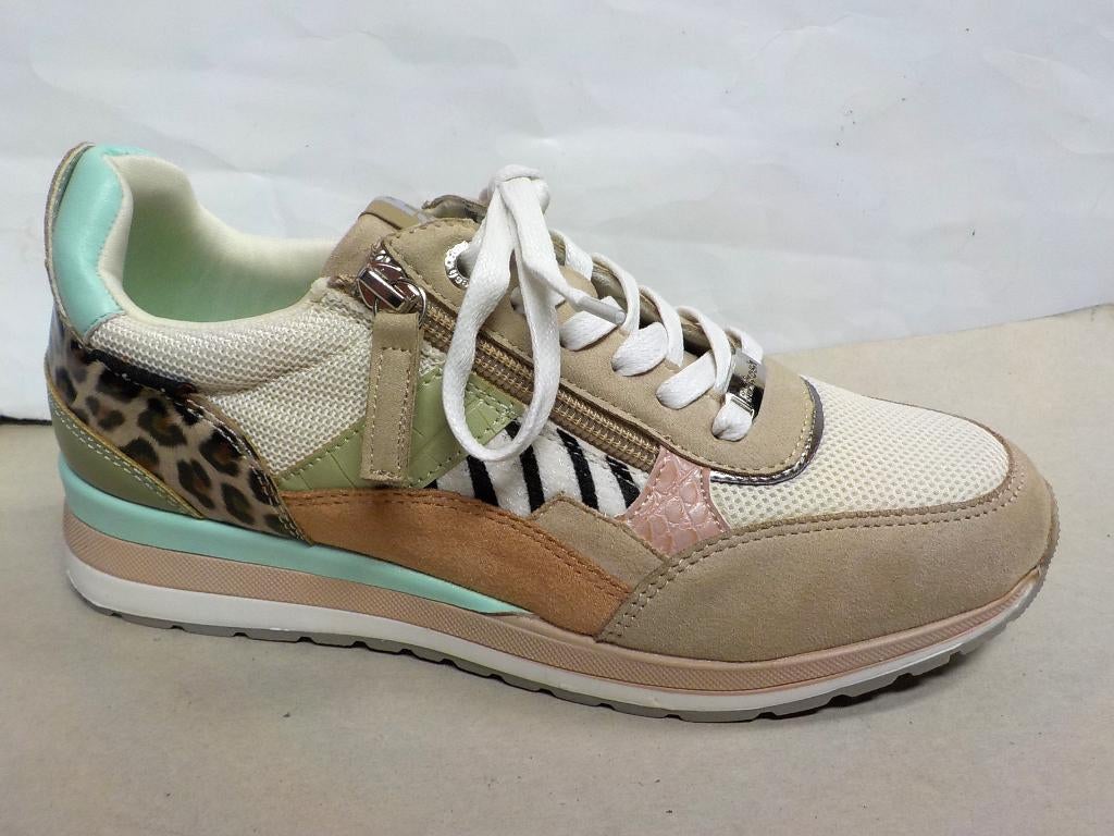 Leuke beige sneakers Refresh maat 38, Kleding | Dames, Schoenen, Beige, Ophalen of Verzenden, Pol. Ind. Las Teresas – C/ Miguel Servet, 15 P2, 30510 Yecla (Murcia), Spain