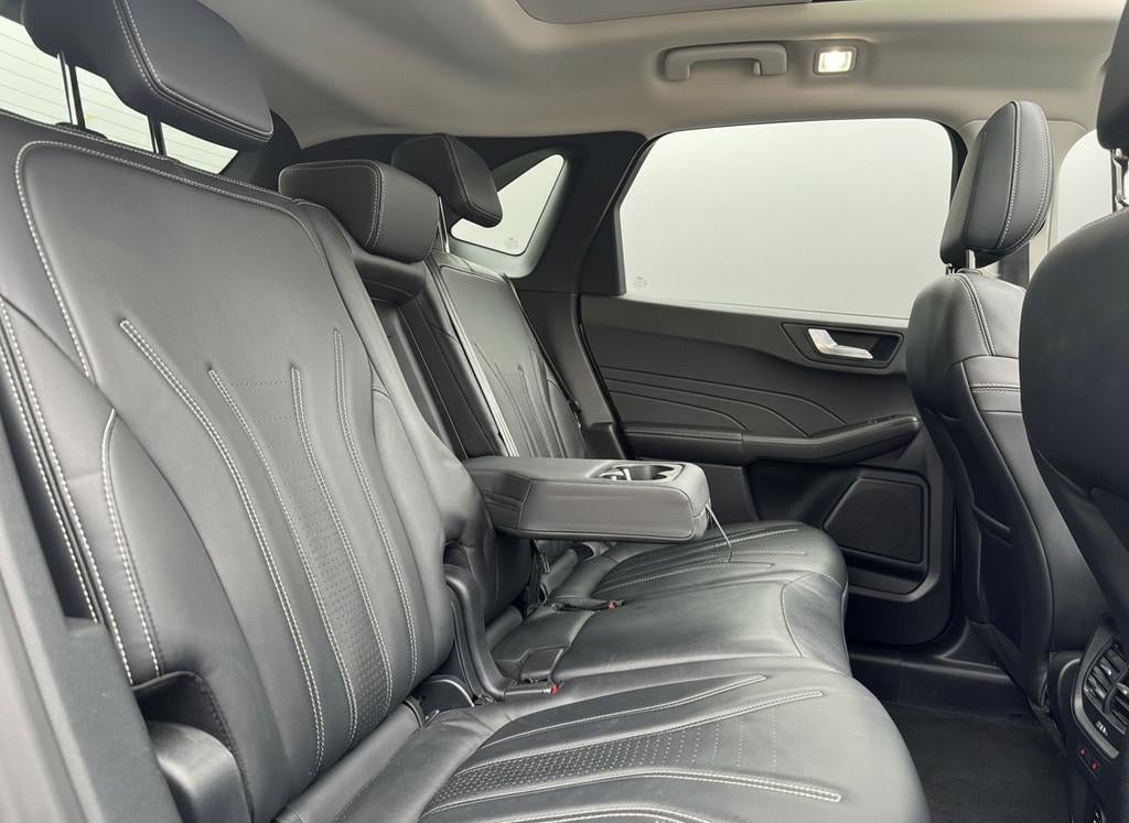 Ford Kuga 2.5 PHEV Vignale, SOH 86% | Pano | B&O | Trekhaak, Euro 6, 4 cilinders, 1776 kg, Leder