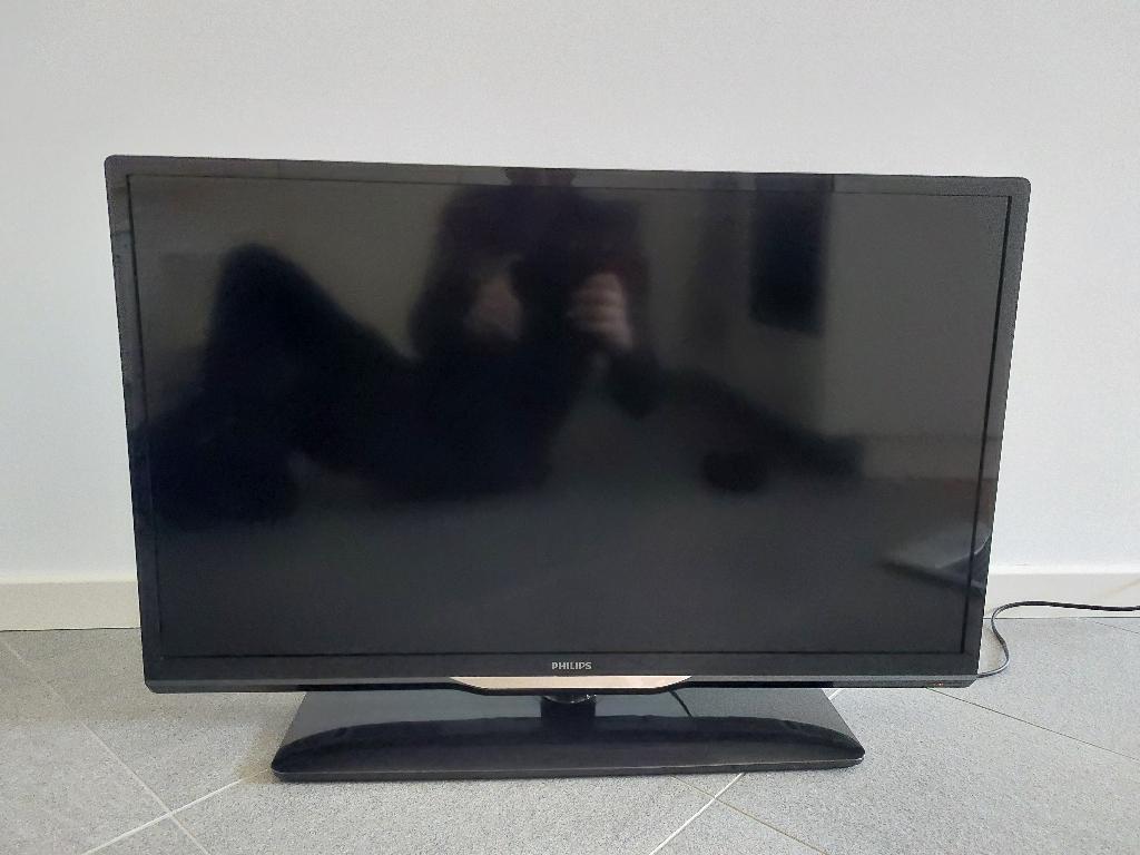 Philips 32 in LED TV, Ophalen, Philips, LED, 50 Hz