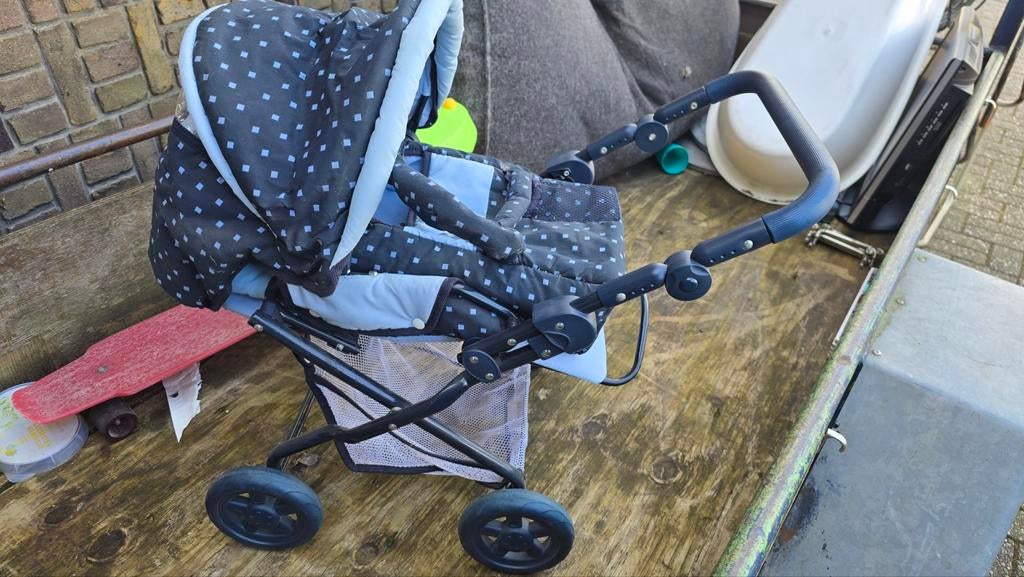 Poppenwagen met verstelbare kap en opbergmand, Kinderen en Baby's, Speelgoed | Overig, Ophalen of Verzenden, Gebruikt, Meisje