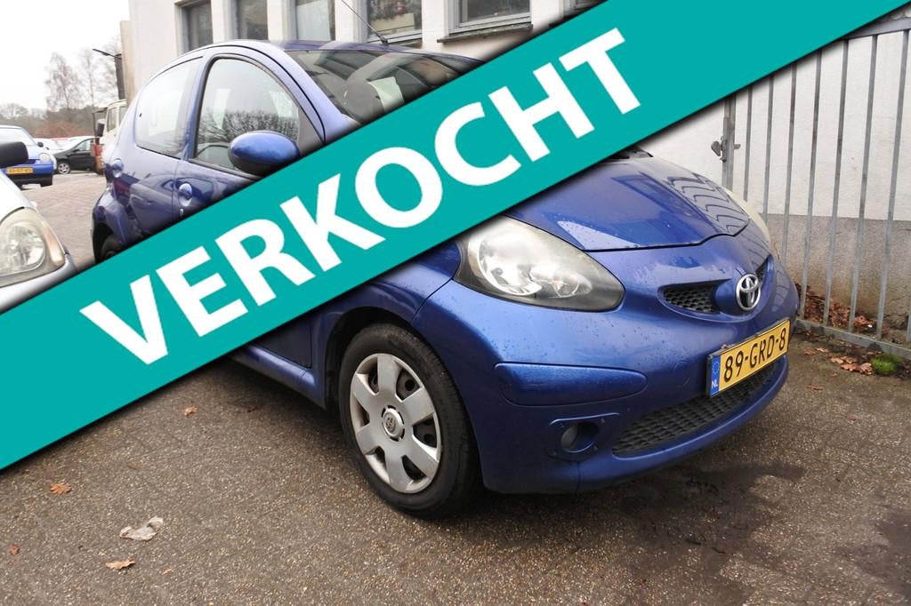 Toyota Aygo 1.0-12V +apk 22-5-2027 airco 5 drs div.exstra,s, Voorwielaandrijving, Stof, Gebruikt, Origineel Nederlands