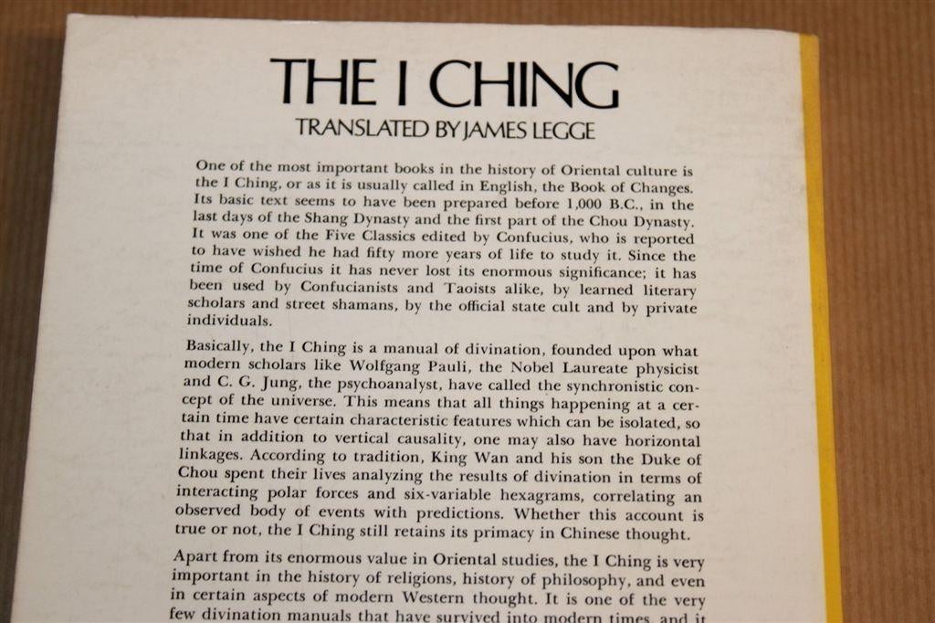 I Ching, Book of Changes — James Legge, Vintage 1963, Ophalen of Verzenden, Gelezen, Overige onderwerpen, Achtergrond en Informatie