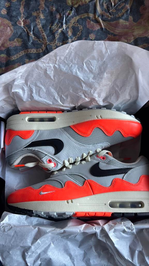 Nike air max 1 patta hyper crimson, Ophalen of Verzenden, Nieuw, Overige kleuren, Sneakers of Gympen