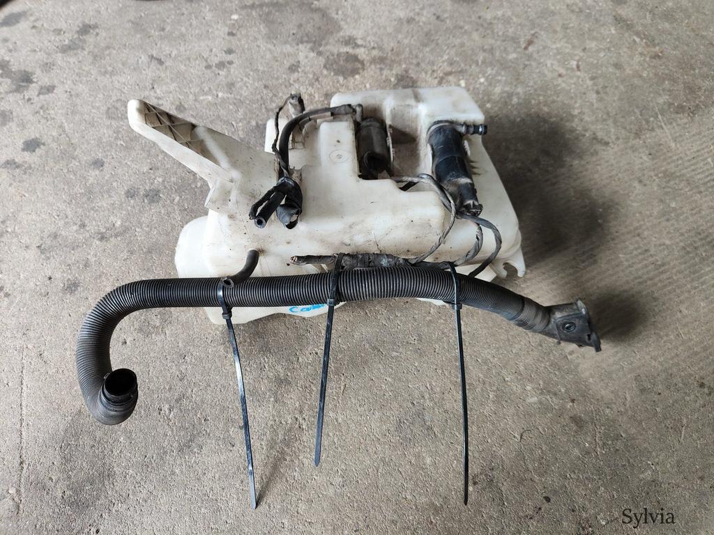 Ruitensproeier reservoir / Sproeiertank BMW 5 / 6 serie E60, Gebruikt, -, -, Ophalen of Verzenden