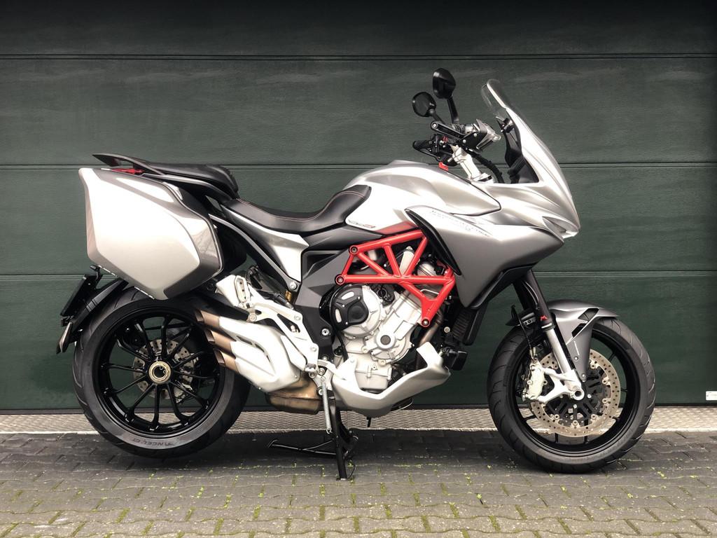 MV Agusta Turismo Veloce ABS/DTC/QS - 20 dkm - Tourismo pack
