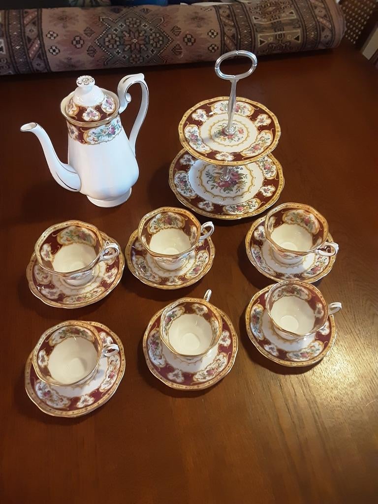 Royal Albert servies van Lady Hamilton, Ophalen of Verzenden