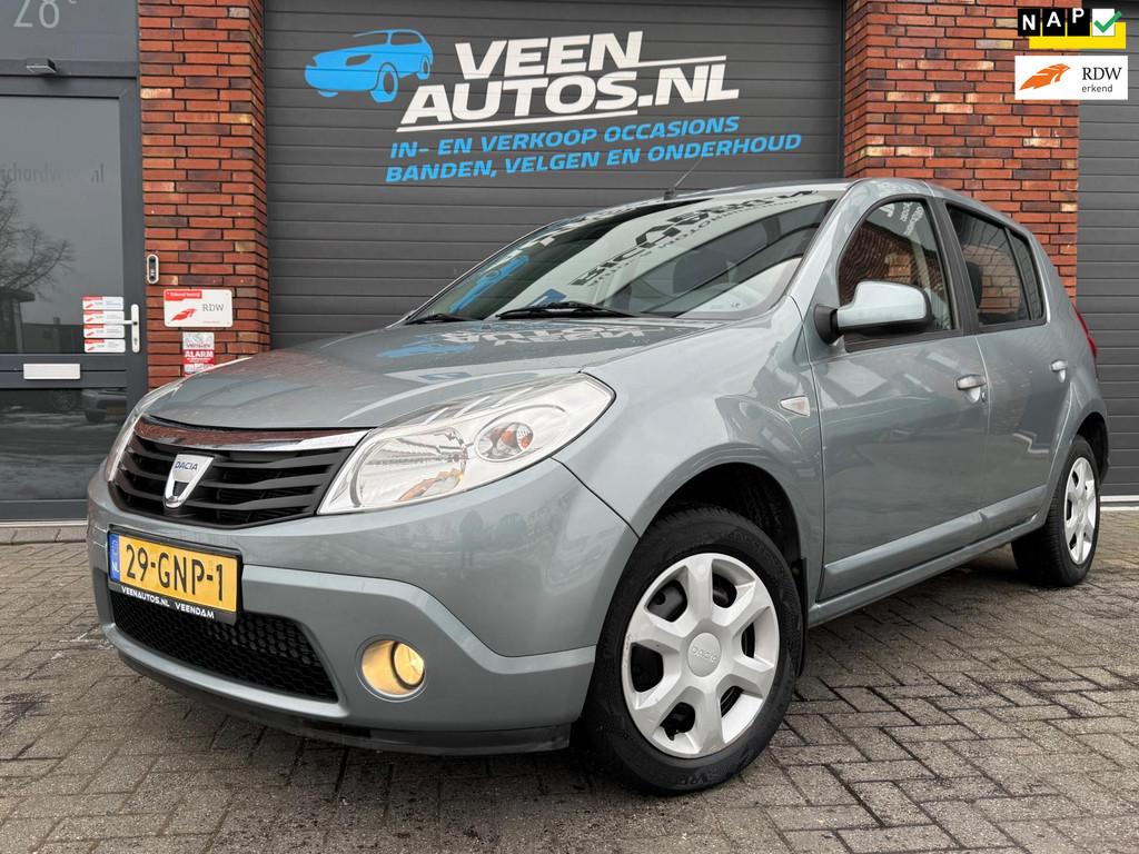 Dacia Sandero 1.4 Lauréate Elektrisch Pakket Trekhaak NAP!, Voorwielaandrijving, 1011 kg, 4 cilinders, Blauw