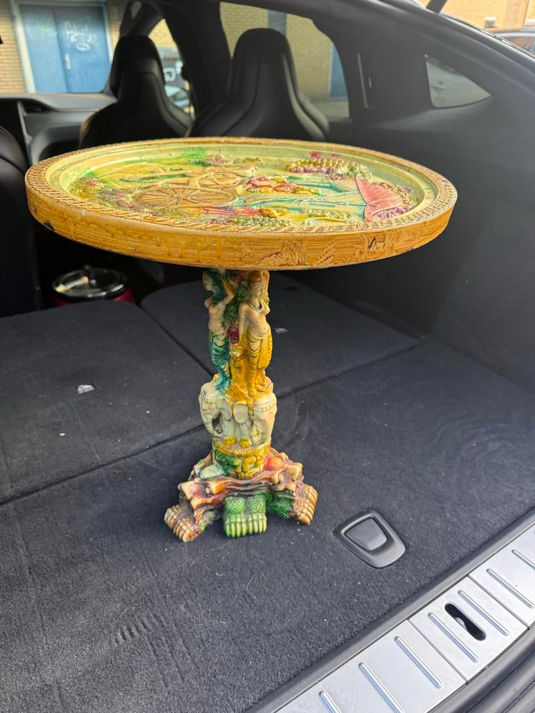 Antieke Chinese Bijzettafel met Gedetailleerde Afbeeldingen, Ophalen of Verzenden