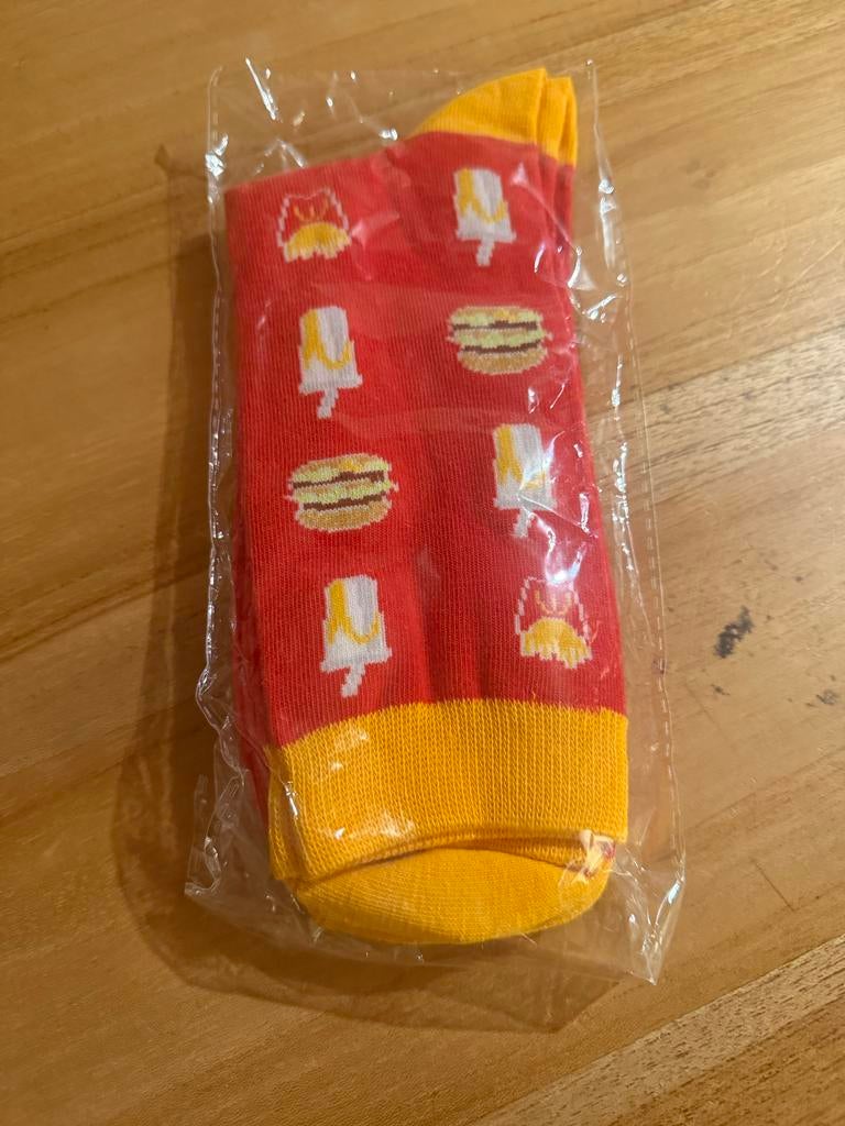 McDonald's sokken - Maat 41/44 - Nieuw in verpakking, Ophalen of Verzenden, Nieuw, Maat 43 t/m 46, Overige kleuren