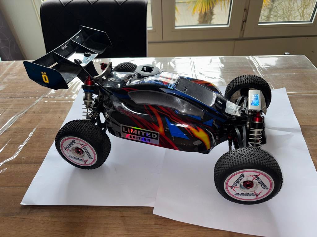 Rc buggy nitro Carson Virus novarossi 1/8, Auto offroad, Ophalen of Verzenden, Zo goed als nieuw, Nitro