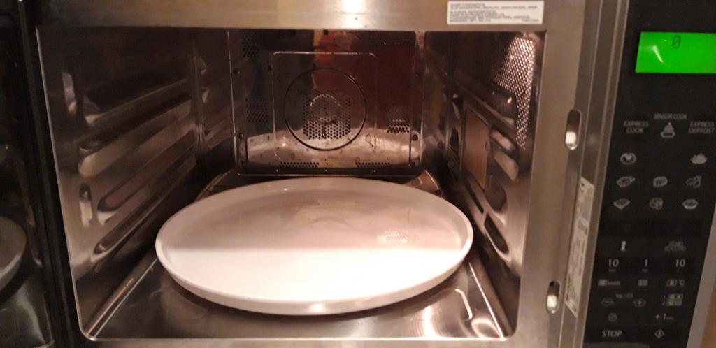 Sharp R-961 (IN)W combimagnetron, Ophalen, Zo goed als nieuw, Grill, Draaiplateau