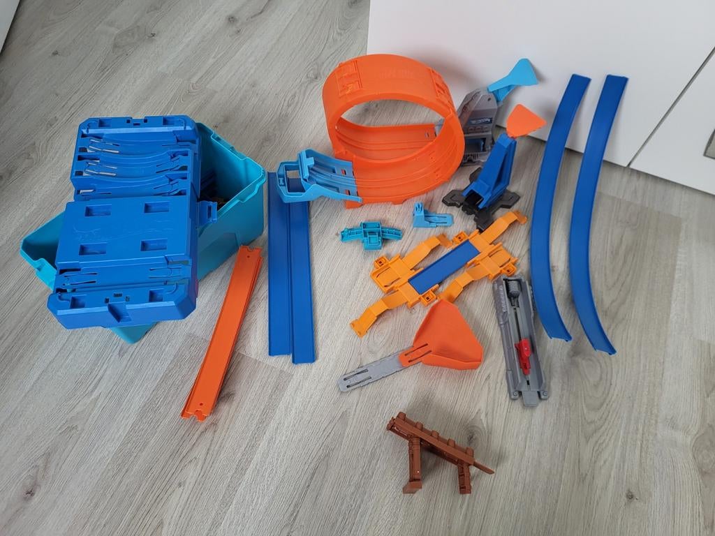 Hot Wheels racebaan met uitbreiding, Racebaan, Ophalen of Verzenden, Zo goed als nieuw, Hot Wheels