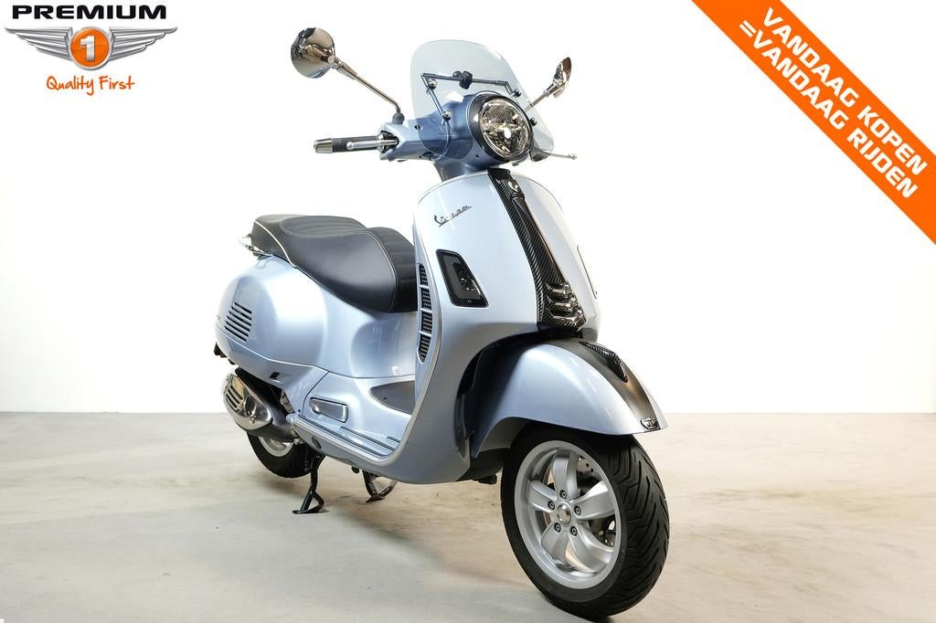 Vespa GTS 300 (bj 2022) - foto 2