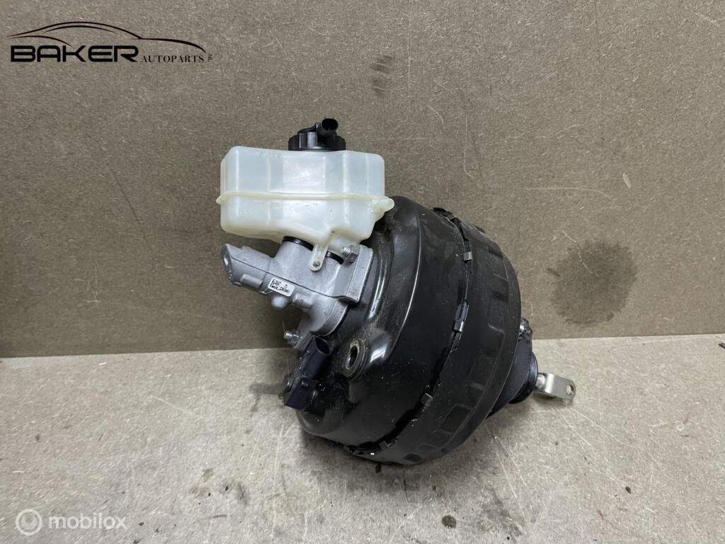 Rembekrachtiging BMW 3-serie E90 E91 ('08-'12) T52/4Z/200T, Gebruikt, Ophalen of Verzenden, BMW, BMW